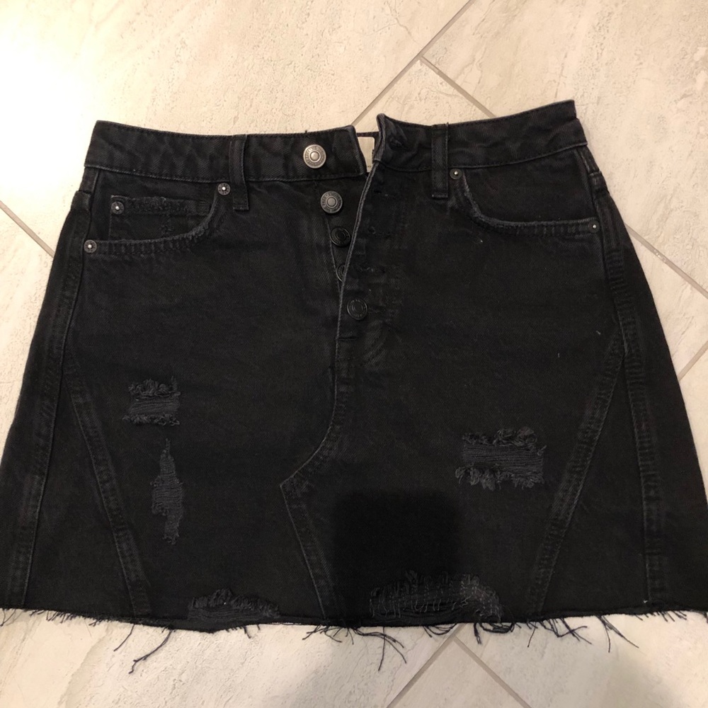 We The Free Distressed Jean Mini Skirt, size 26